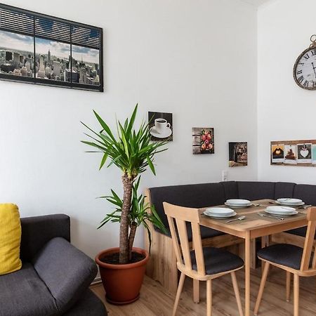 Sunny Renovated Apartment Close To Downtown เวียนนา ภายนอก รูปภาพ