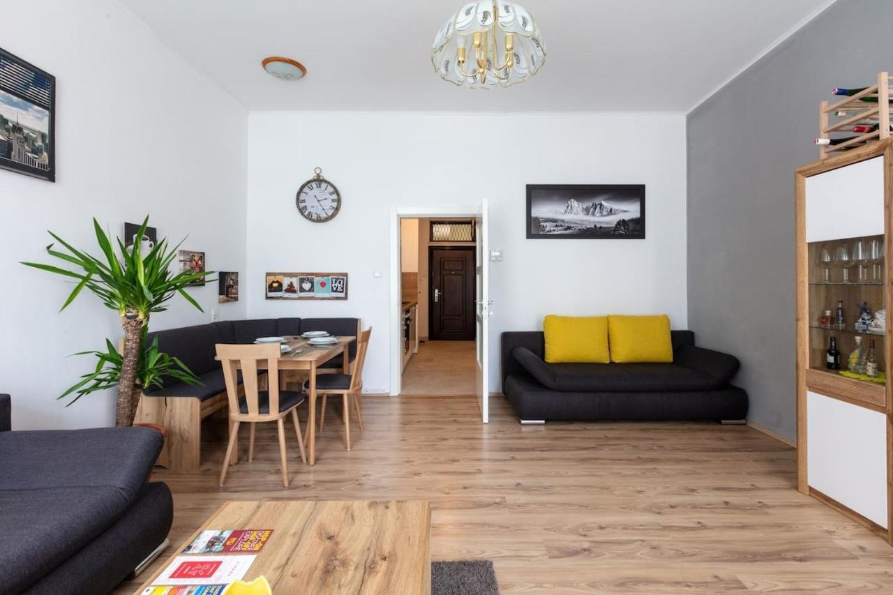 Sunny Renovated Apartment Close To Downtown เวียนนา ภายนอก รูปภาพ