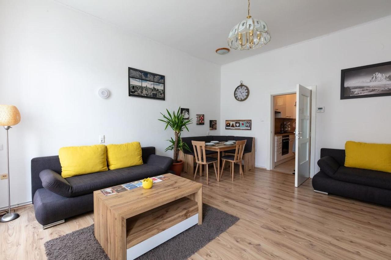 Sunny Renovated Apartment Close To Downtown เวียนนา ภายนอก รูปภาพ