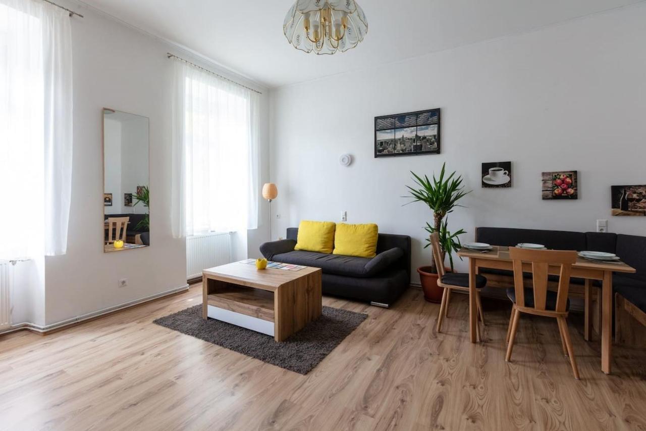 Sunny Renovated Apartment Close To Downtown เวียนนา ภายนอก รูปภาพ